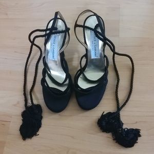 Dolce & Gabbana black strap sandals sz 38